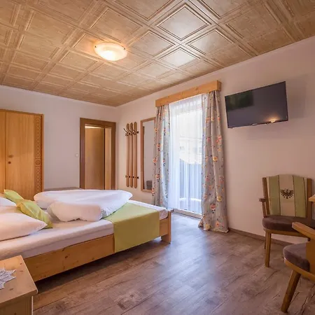 Hotel Enzian 3*