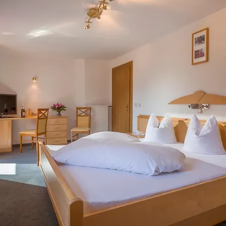 Enzian Hotel 3*