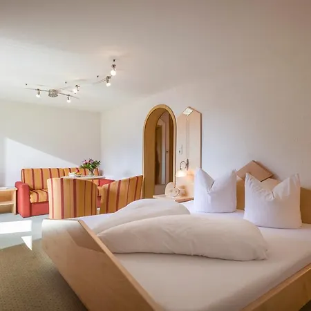 Hotel Enzian 3*