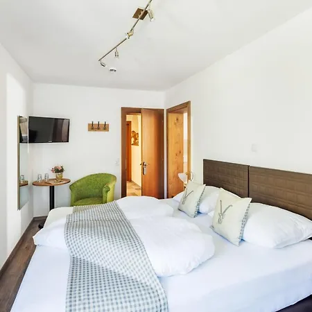 Hotel Enzian Pertisau